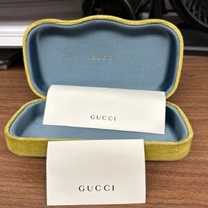 GUCCI AUTHENTIC DESIGNER HARD VELVET CALMSHELL CASE